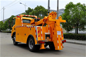 博尔塔拉蒙古高速路拖车费